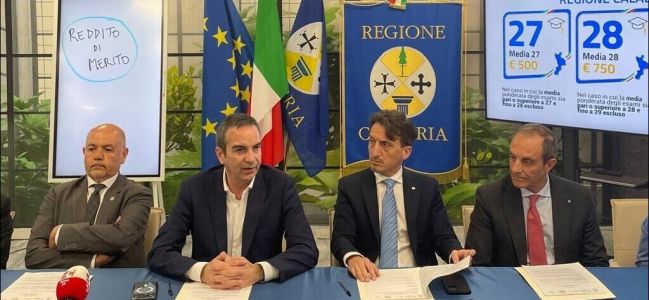 Calabria, nasce il Reddito di Merito: Occhiuto firma il protocollo con le universit&agrave;